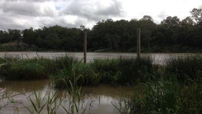 Pontoon survey Jindalee - place offset pegs either side of the abutment showing their RL (AHD)